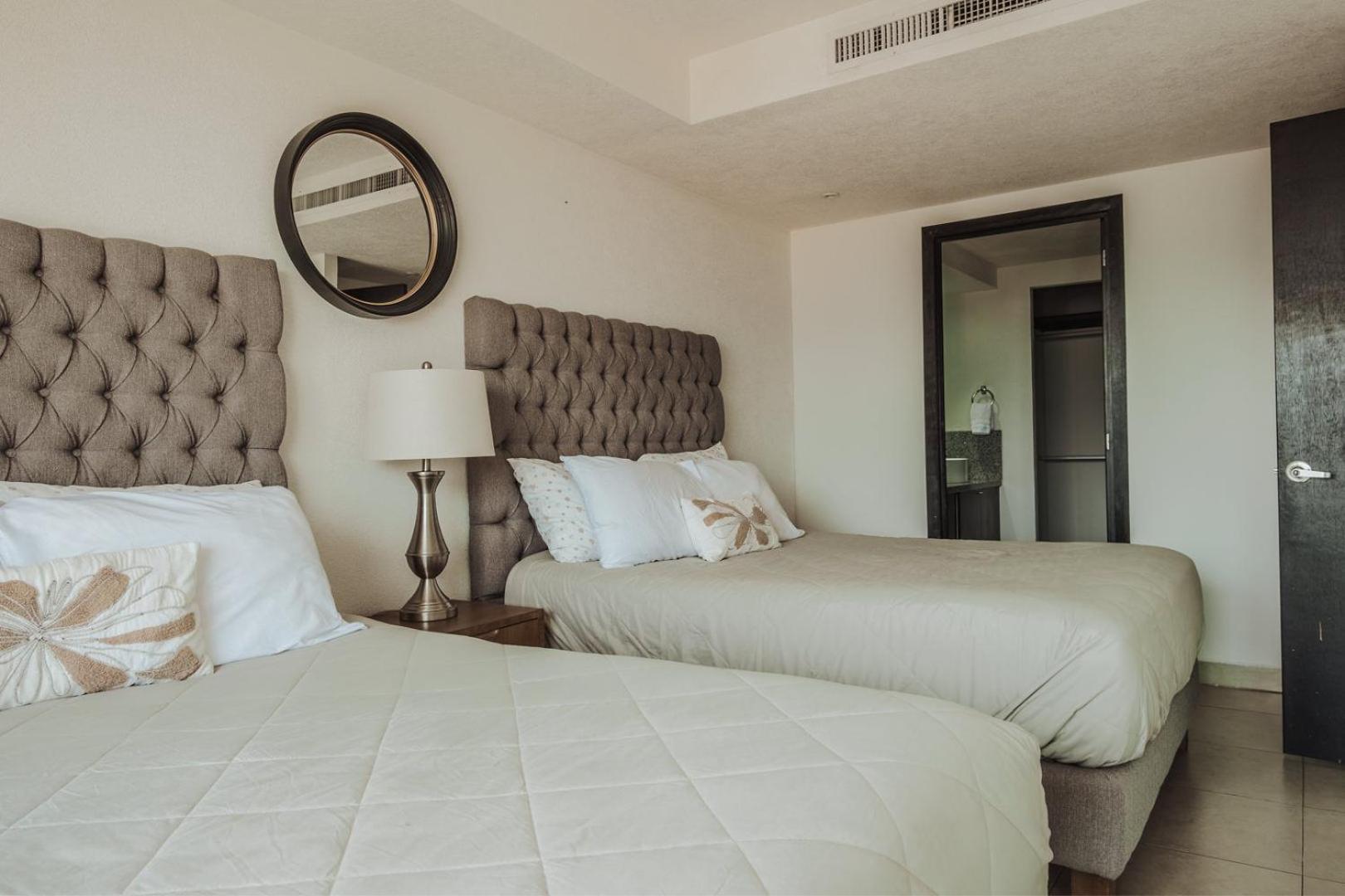 Grand Venetian Beachfront Condos Puerto Vallarta Exteriér fotografie