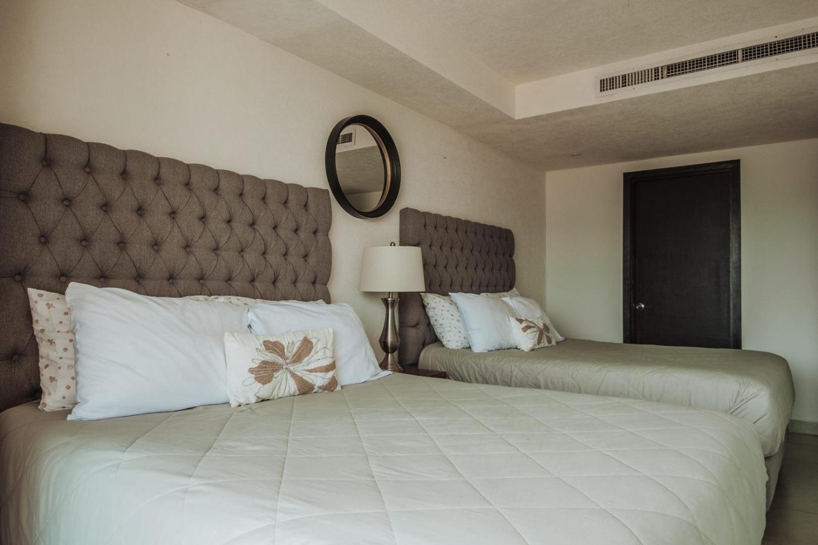 Grand Venetian Beachfront Condos Puerto Vallarta Exteriér fotografie