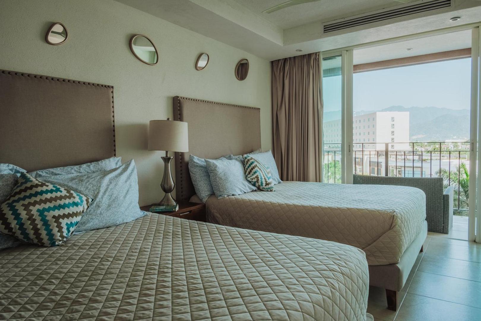 Grand Venetian Beachfront Condos Puerto Vallarta Exteriér fotografie
