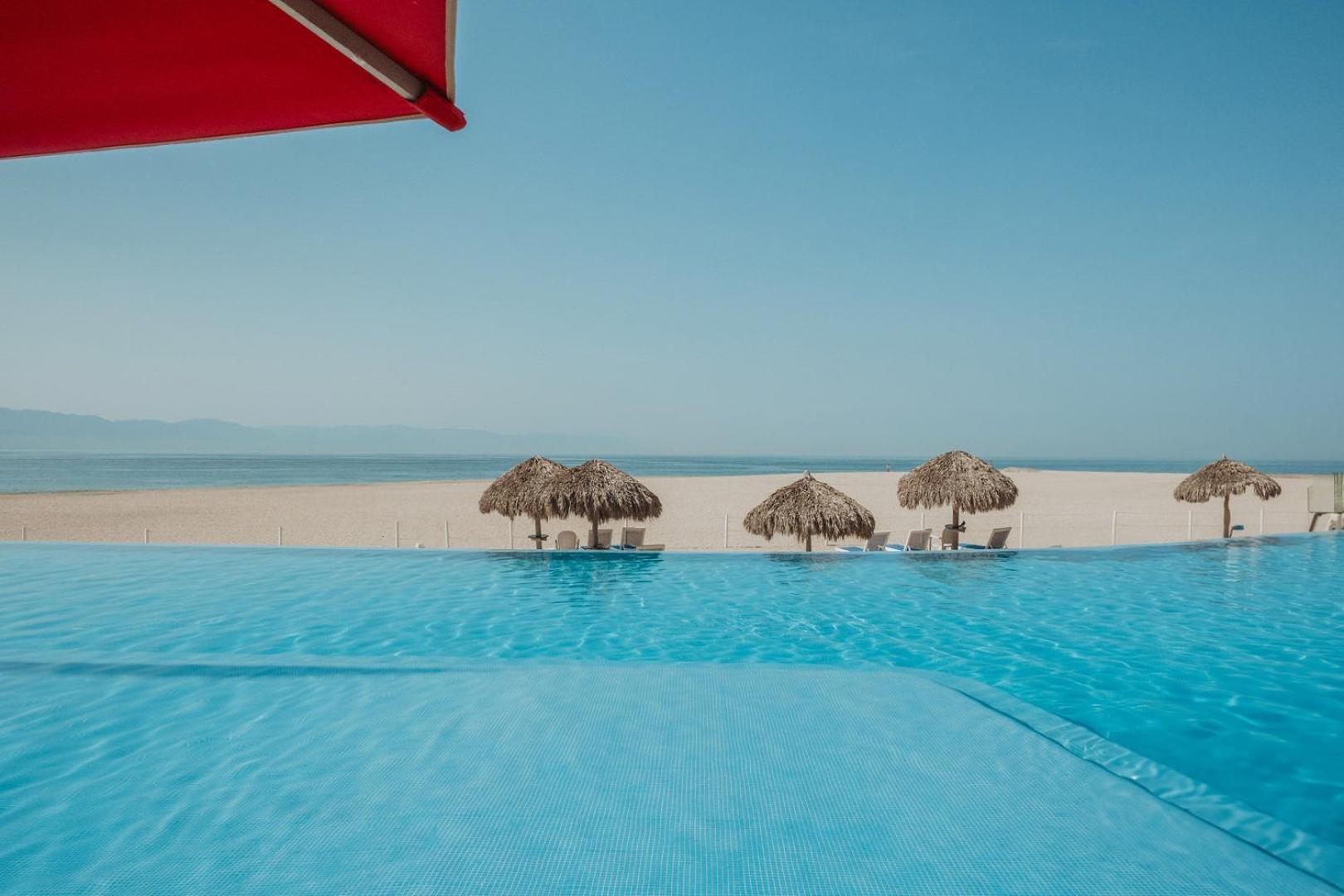 Grand Venetian Beachfront Condos Puerto Vallarta Exteriér fotografie
