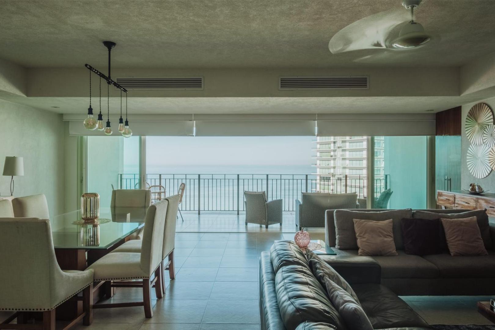 Grand Venetian Beachfront Condos Puerto Vallarta Exteriér fotografie